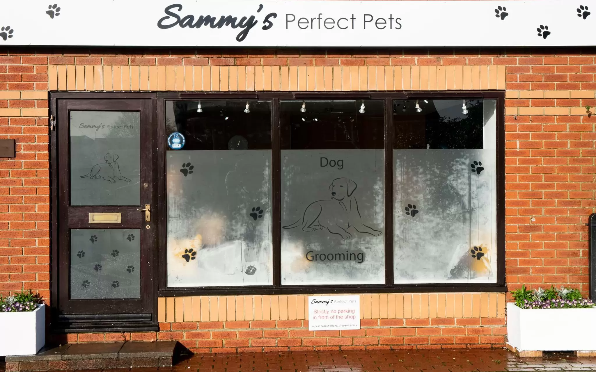 The store front of Sammy's Perfect Pets